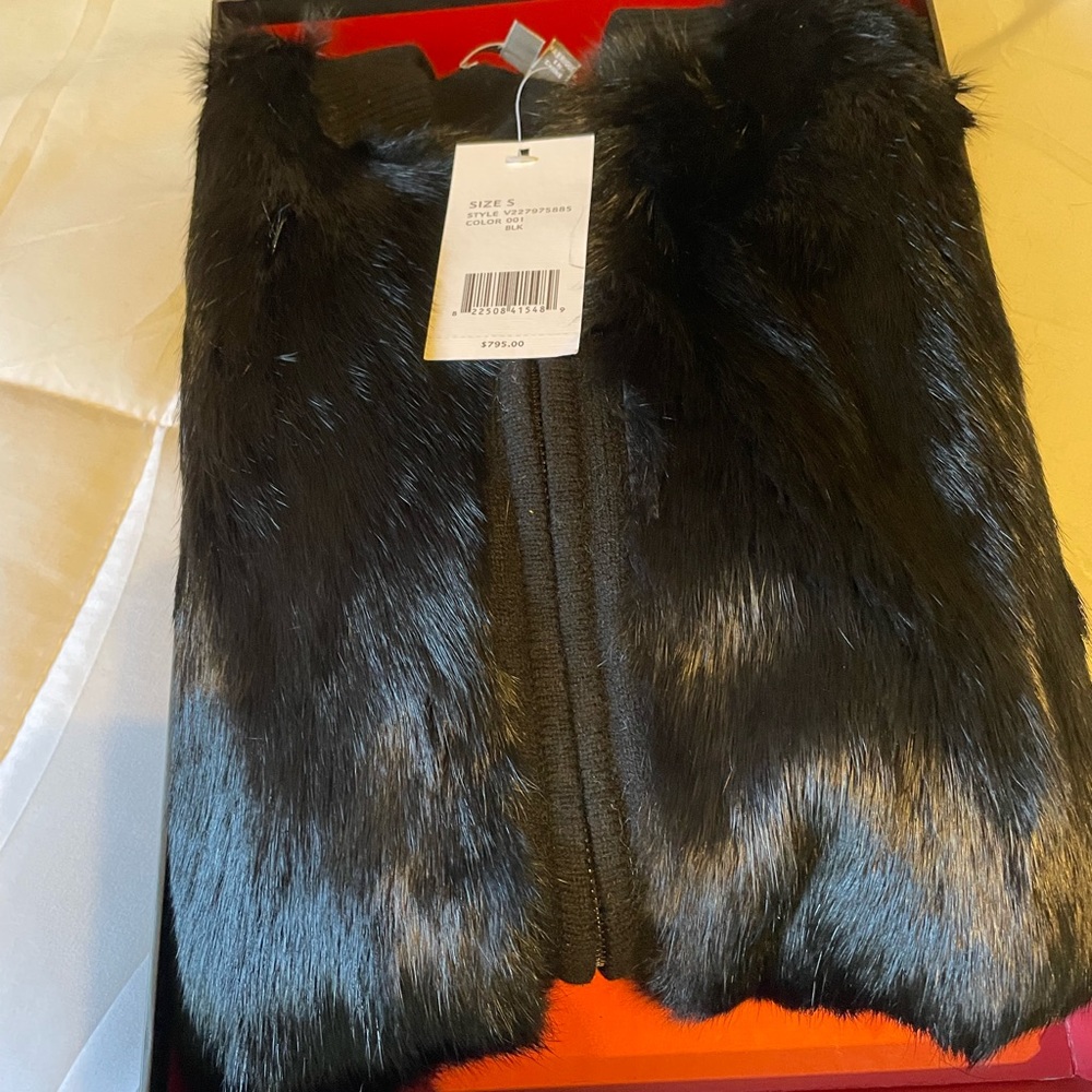Vince Sweater size small